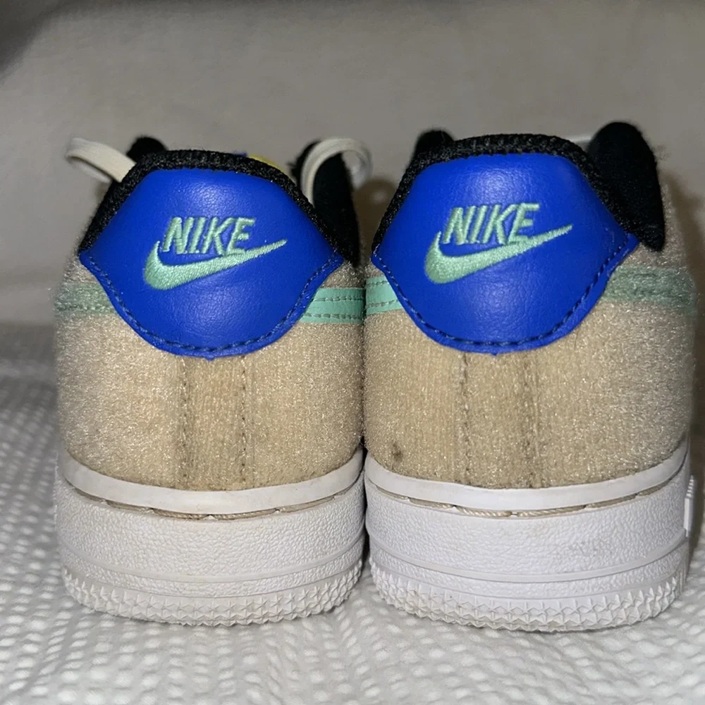 Nike‎ Air Force 1 Sanddrift Track Red- kids Sz 1